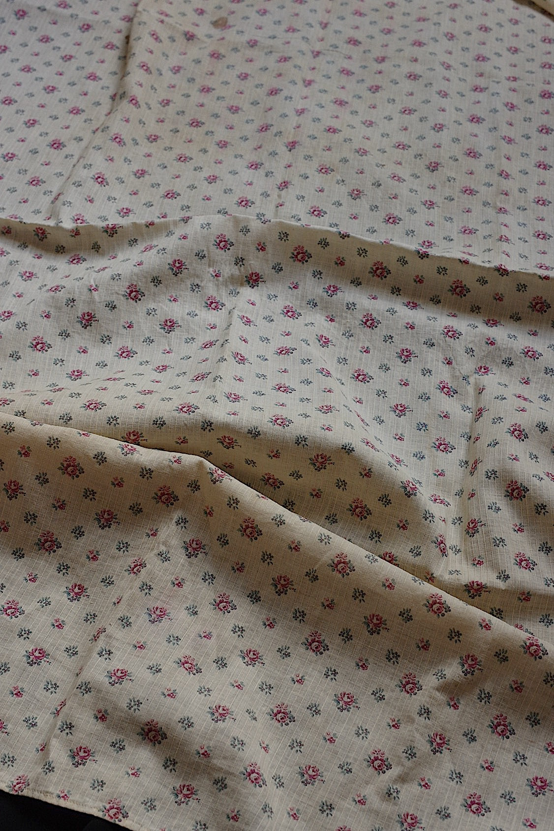 アンティーク生地ハギレ tissu antique .FR a l'epoque