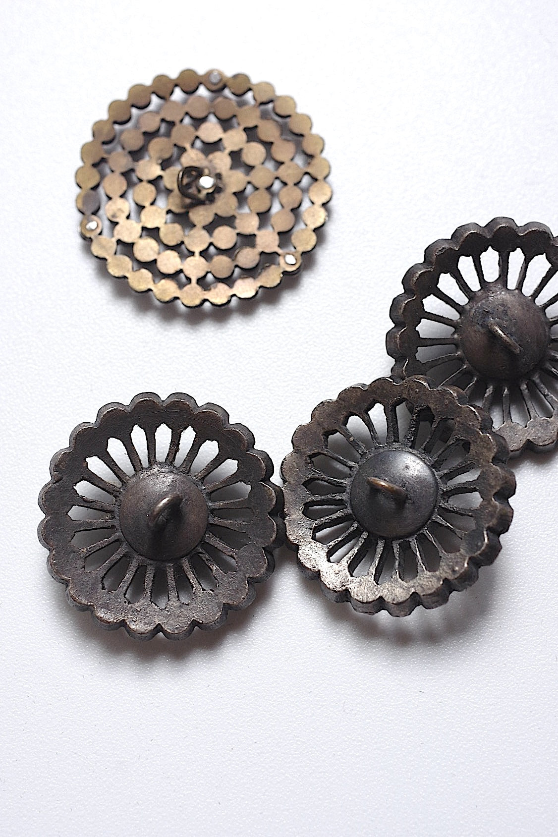 アンティークボタン bouton antique lots 1 .FR a l'epoque