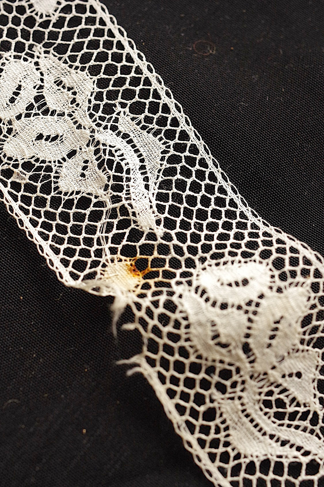 アンティークレース antique dentelle 820cm 960cm .FR a l'epoque