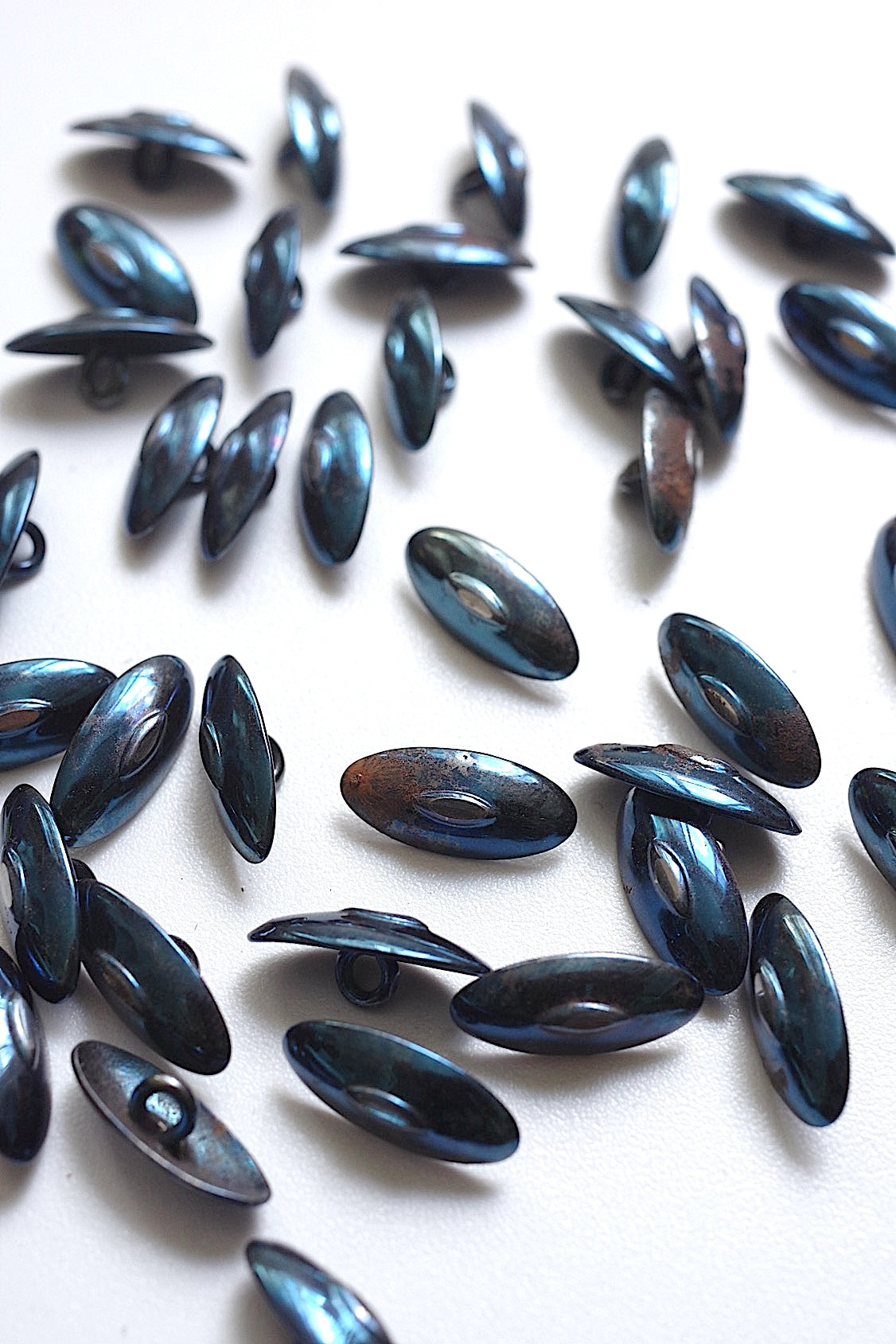 アンティークボタン bouton antique lots 5 .FR a l'epoque