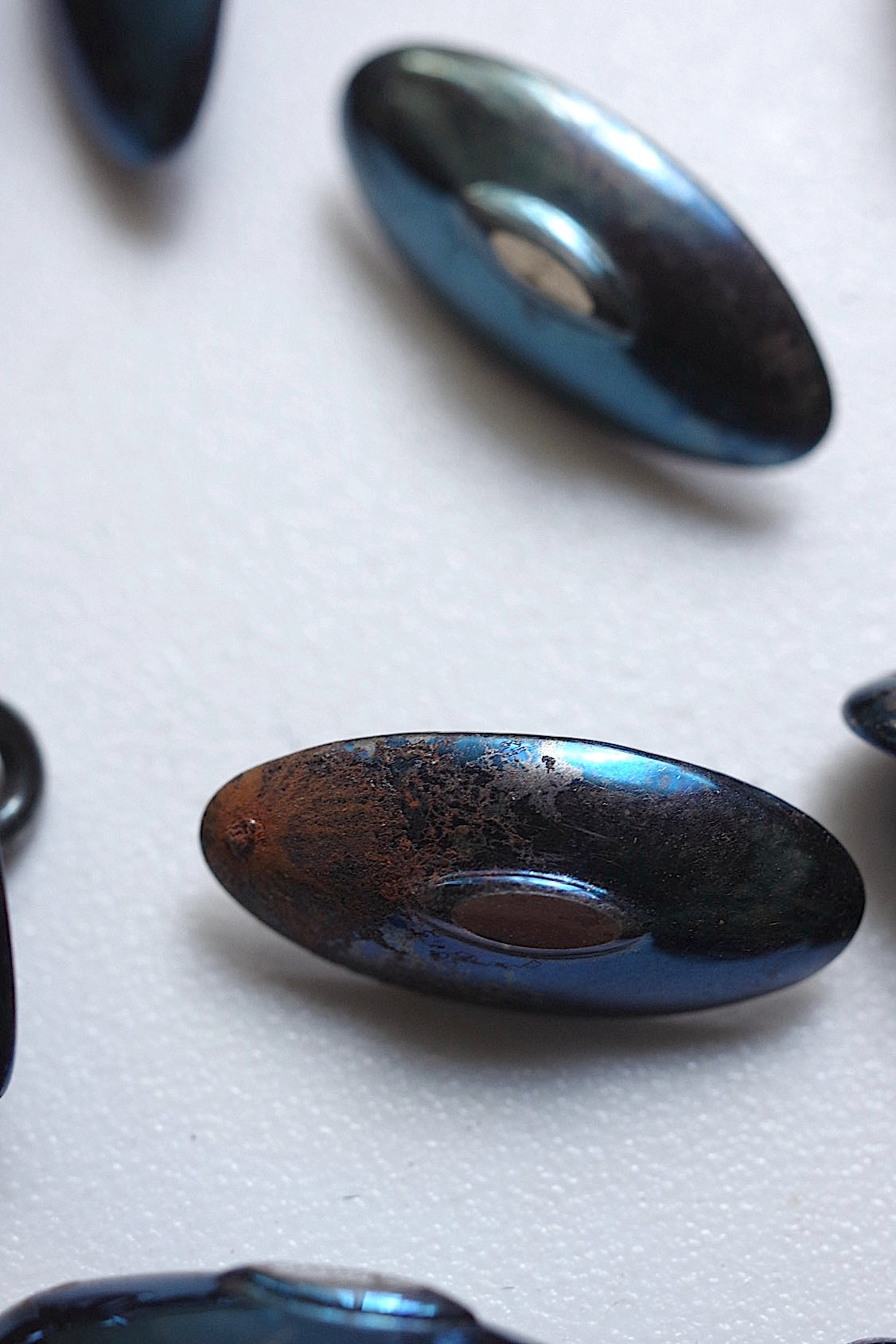 アンティークボタン bouton antique lots 5 .FR a l'epoque