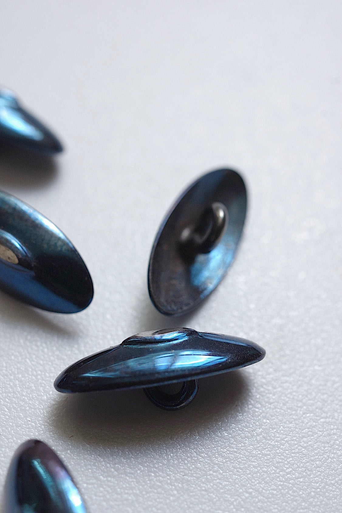 アンティークボタン bouton antique lots 5 .FR a l'epoque