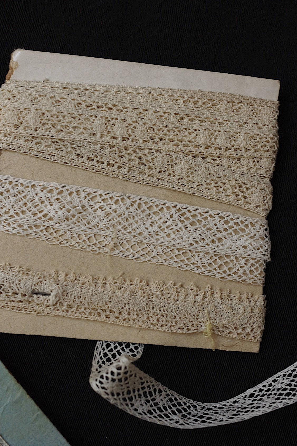 アンティークレース dentelle antique  テープレース lots1 .FR a l'epoque