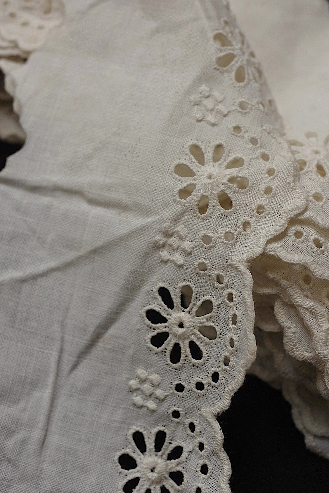 アンティークレース dentelle antique カットワーク lots2 .FR a l'epoque