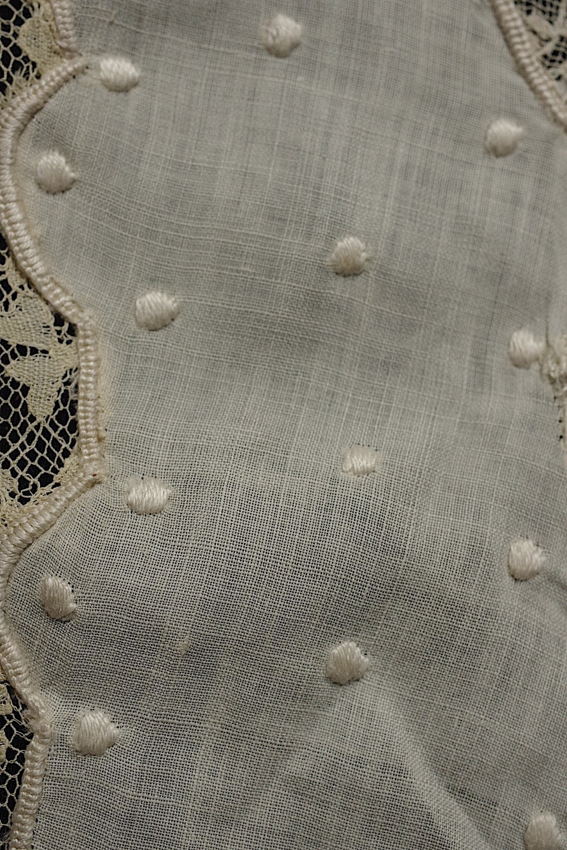 アンティークレース dentelle antique  刺繍ハンカチ .FR a l'epoque