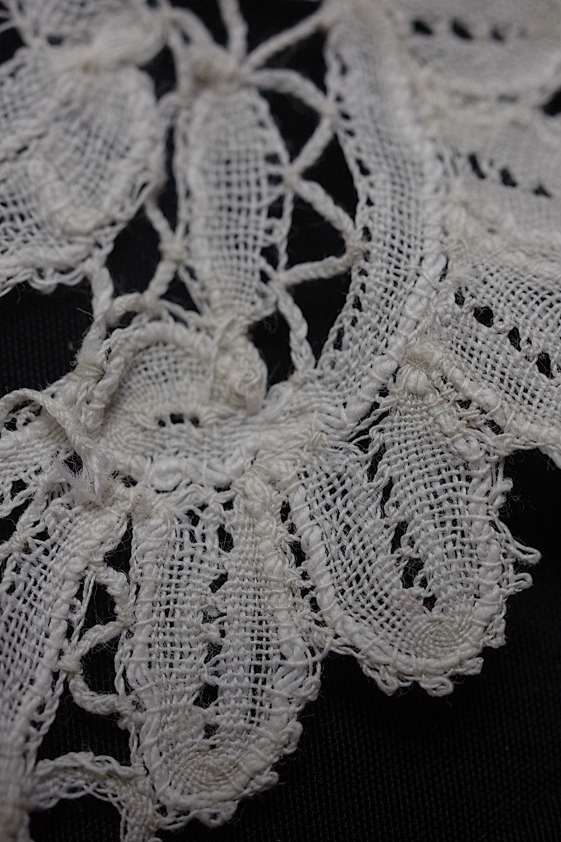 アンティークレース dentelle antique  襟 .FR a l'epoque