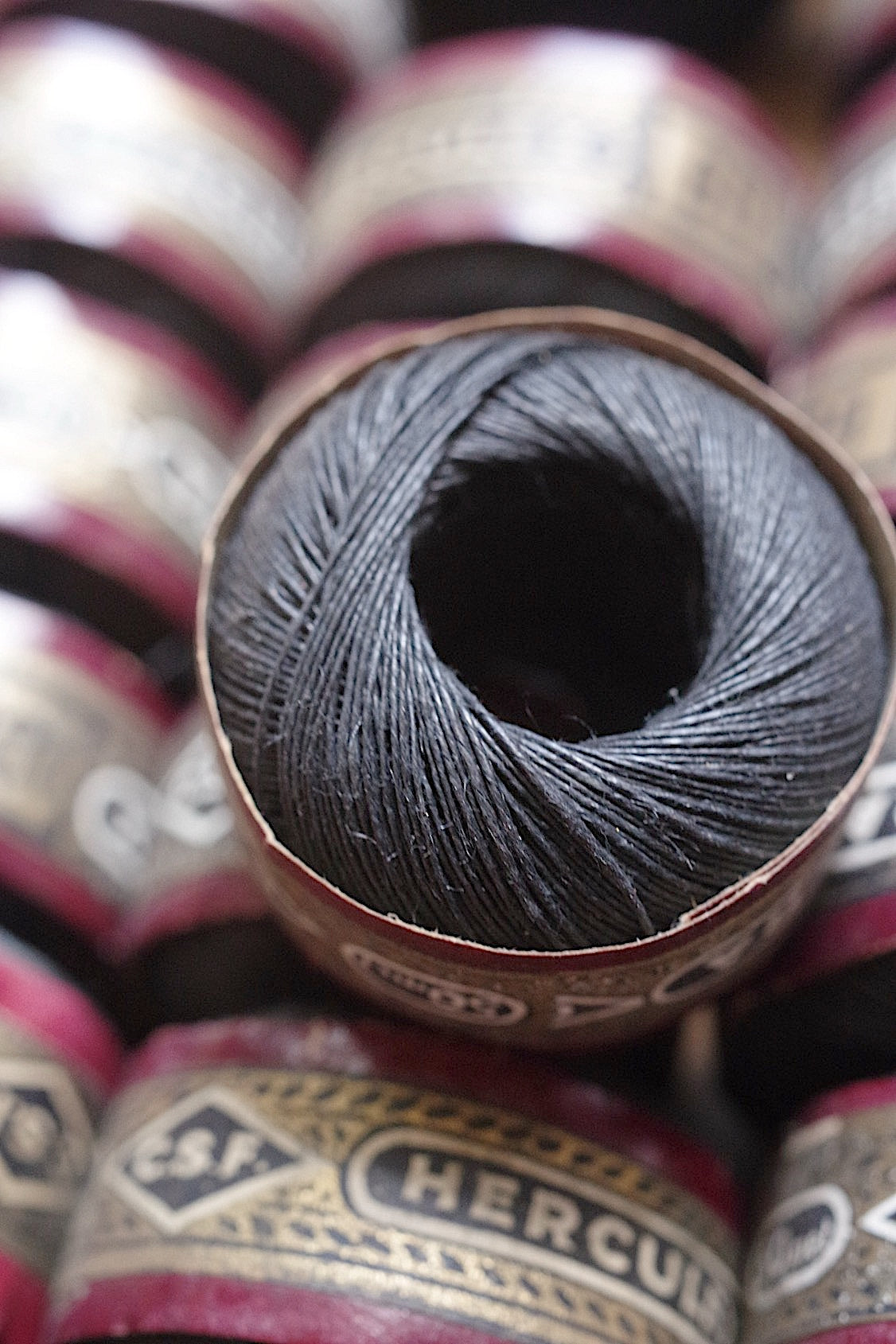 アンティークボビン antique bobbin リネン黒 .FR a l'epoque