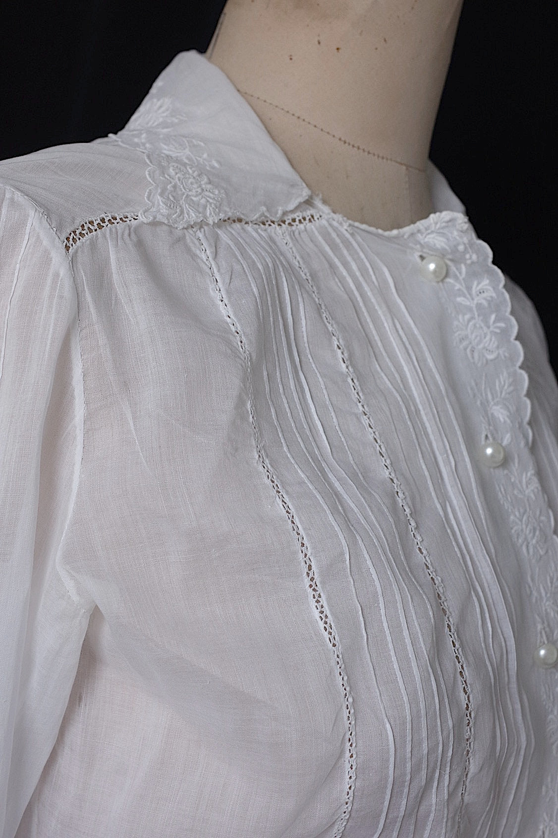 アンティークブラウス vêtement  antique 1 .FR a l'epoque