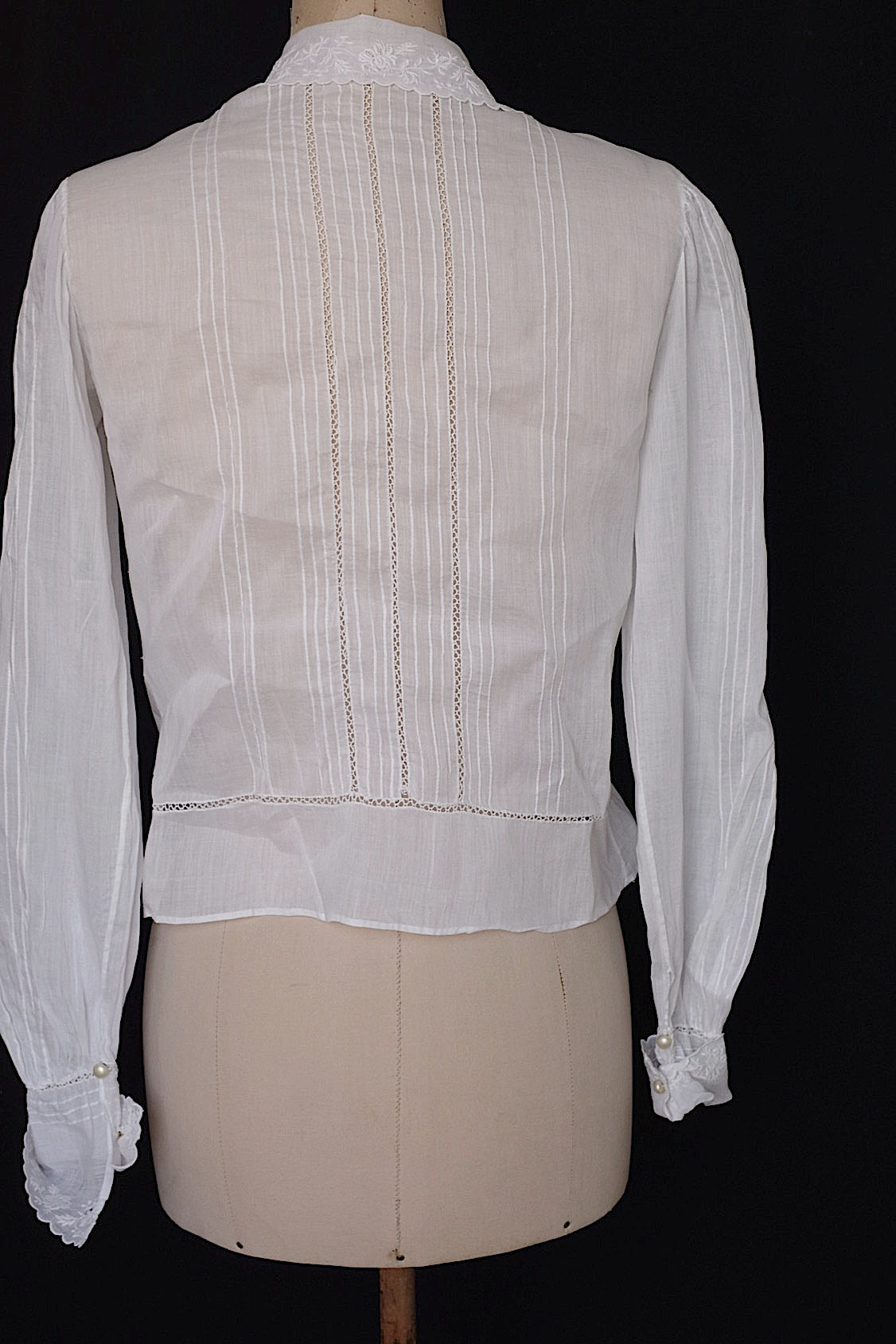 アンティークブラウス vêtement  antique 1 .FR a l'epoque