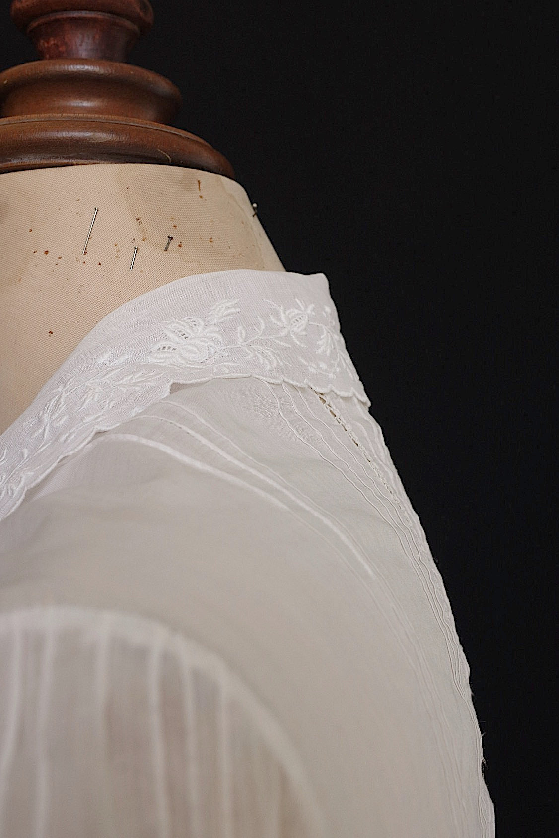 アンティークブラウス vêtement  antique 1 .FR a l'epoque