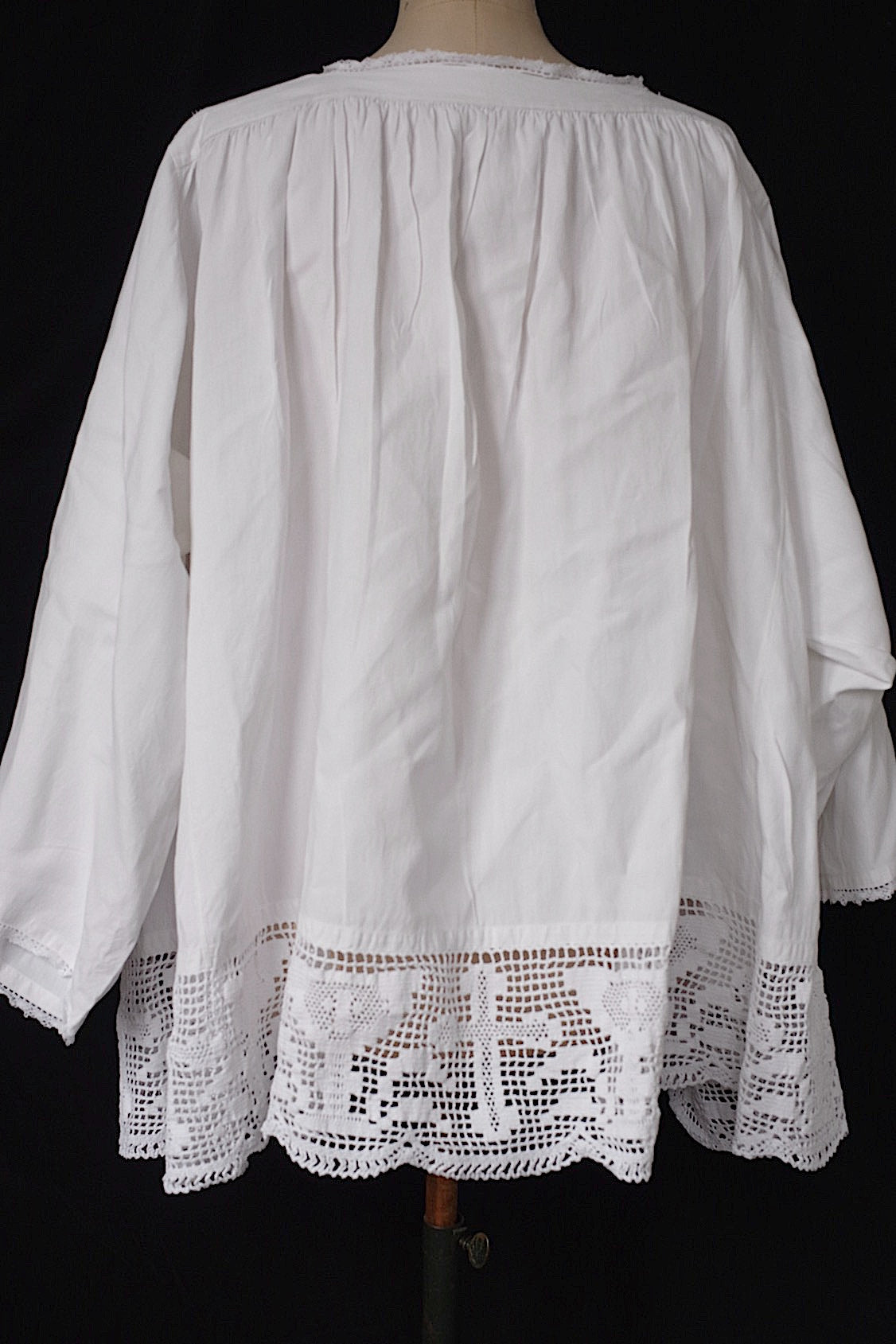 アンティーク教会チュニック vêtement antique チャーチスモック surplis1 .FR a l'epoque