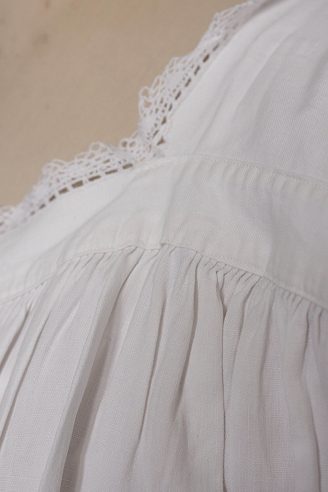 アンティーク教会チュニック vêtement antique チャーチスモック surplis1 .FR a l'epoque