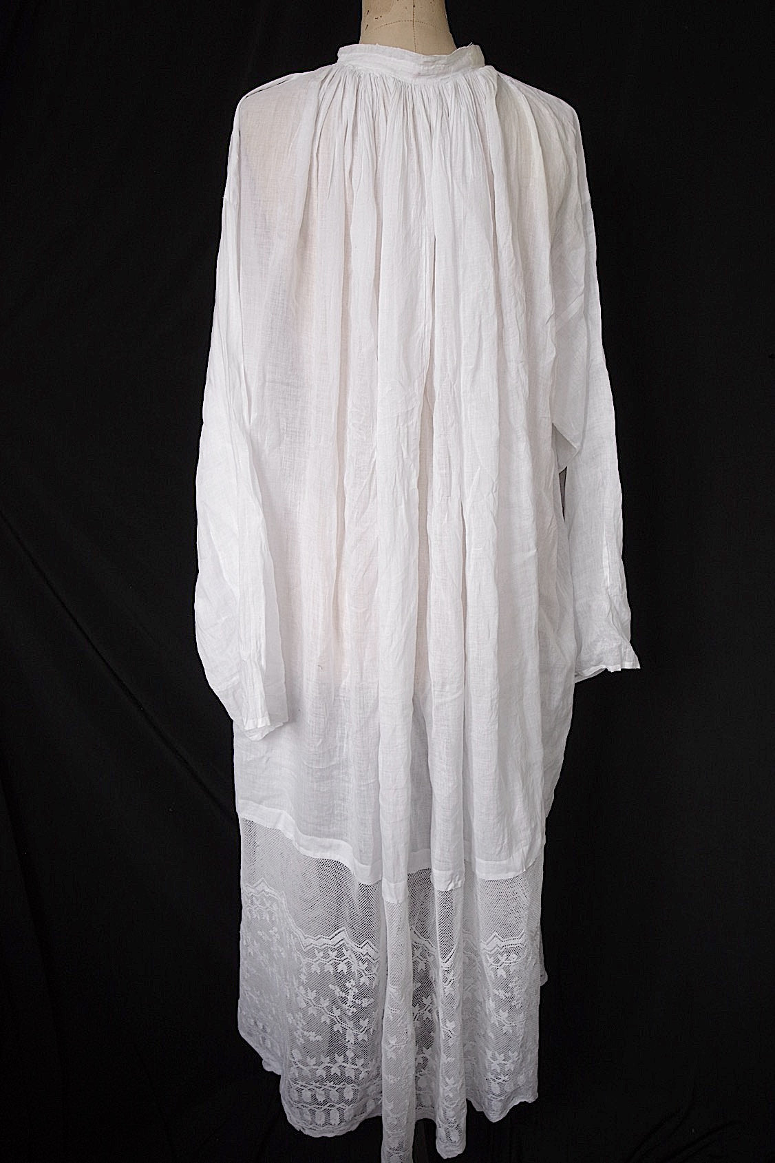 アンティーク教会チュニック vêtement antique チャーチスモック aube .FR a l'epoque