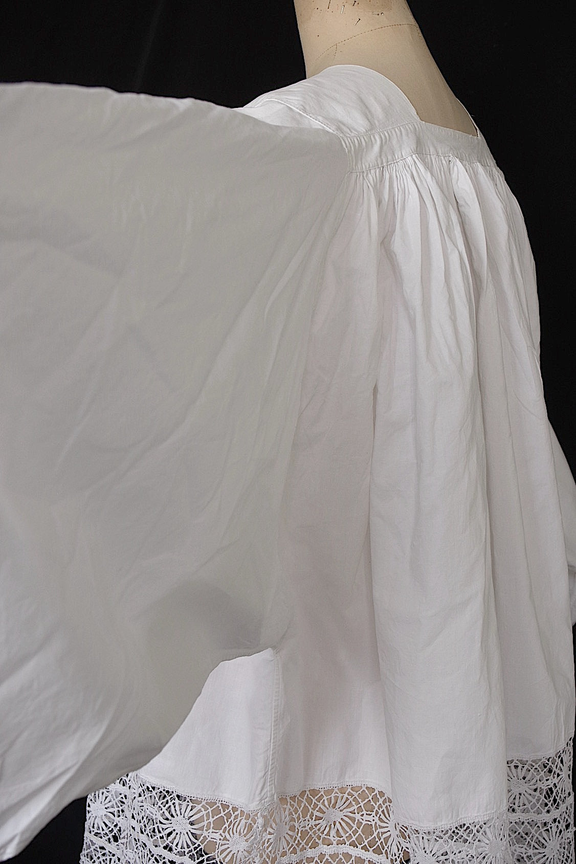 アンティーク教会チュニック vêtement antique チャーチスモック surplis2 .FR a l'epoque