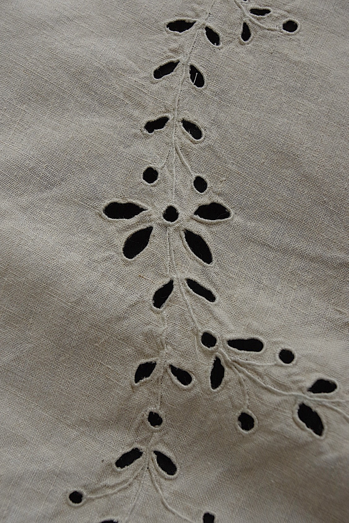 アンティークインテリアカバー linge de maison antique リネン刺繍 .FR a l'epoque