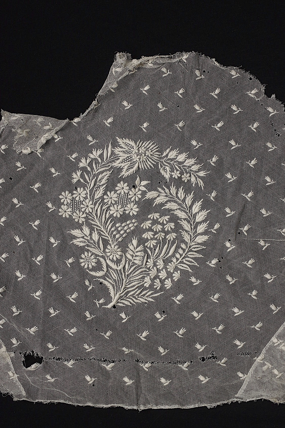 アンティークレース dentelle antique 刺繍ハギレ+ベール .FR a l'epoque