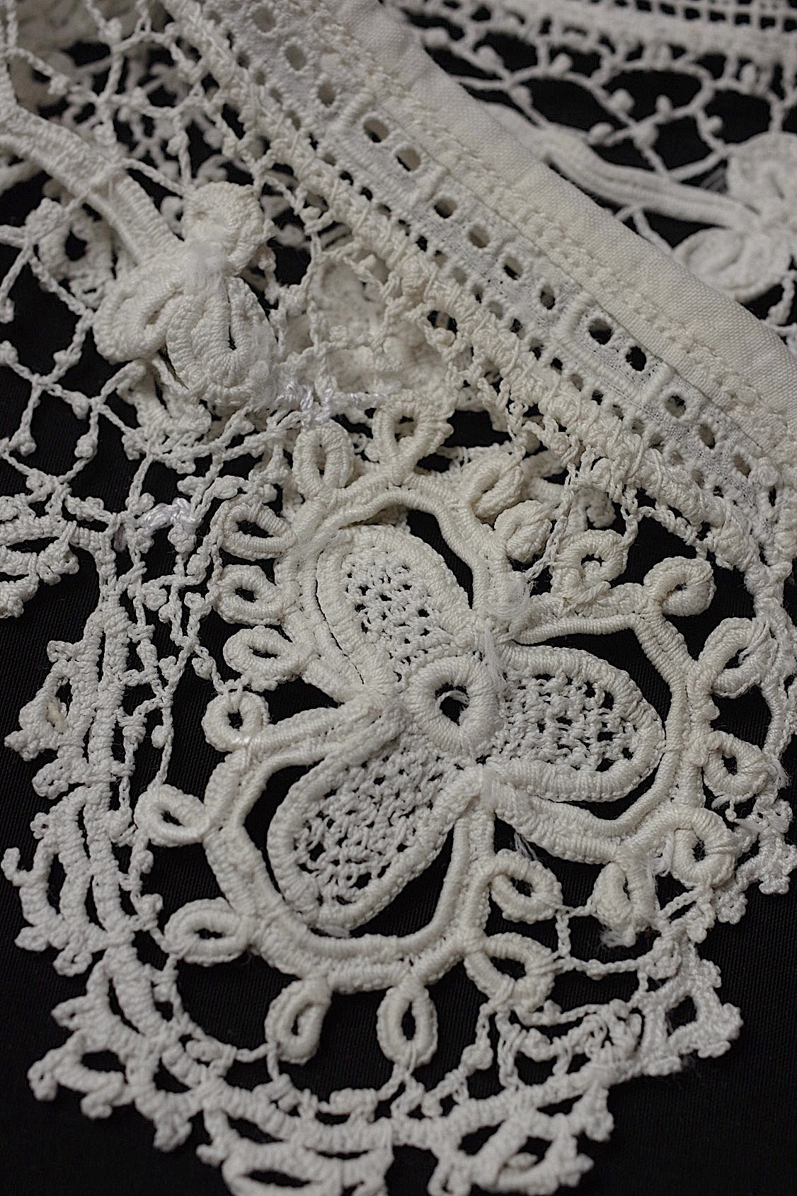 アンティークレース dentelle antique カフス 襟 .FR a l'epoque