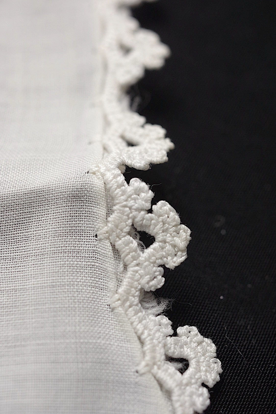 アンティークレース dentelle antique  襟2つ .FR a l'epoque