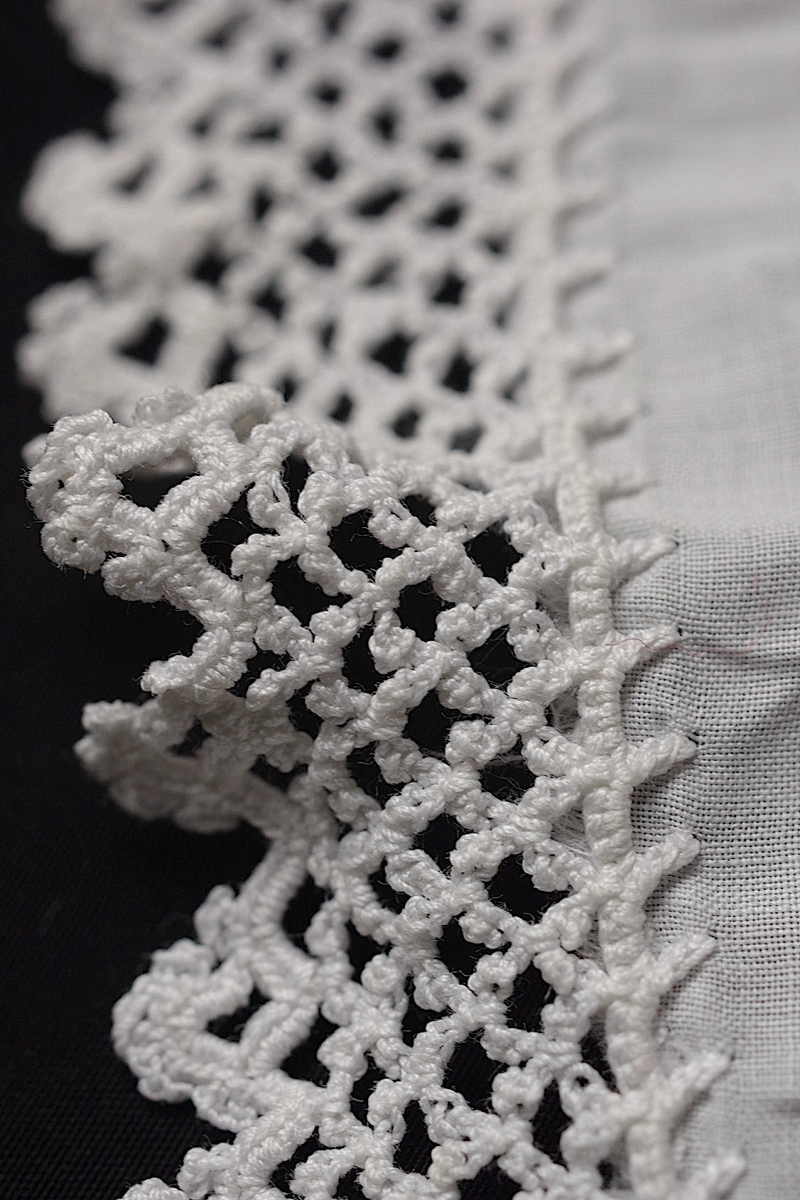 アンティークレース dentelle antique  襟2つ .FR a l'epoque