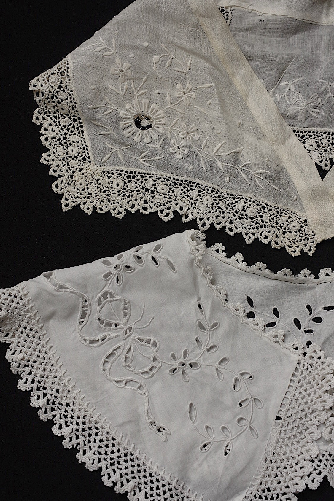 アンティークレース dentelle antique  襟2つ .FR a l'epoque