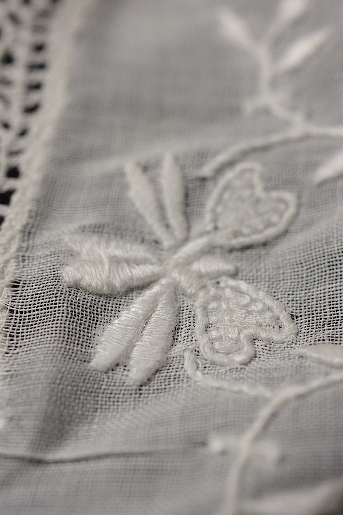 アンティークレース dentelle antique  襟2つ .FR a l'epoque