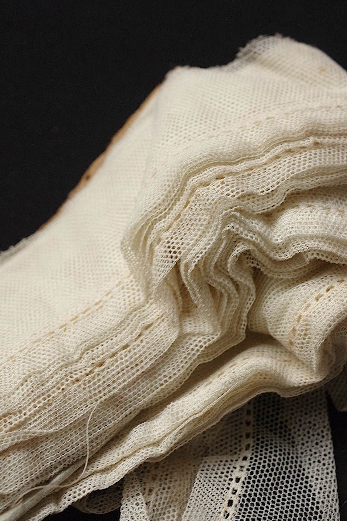 アンティークレース dentelle antique  チュールテープ par 4m .FR a l'epoque