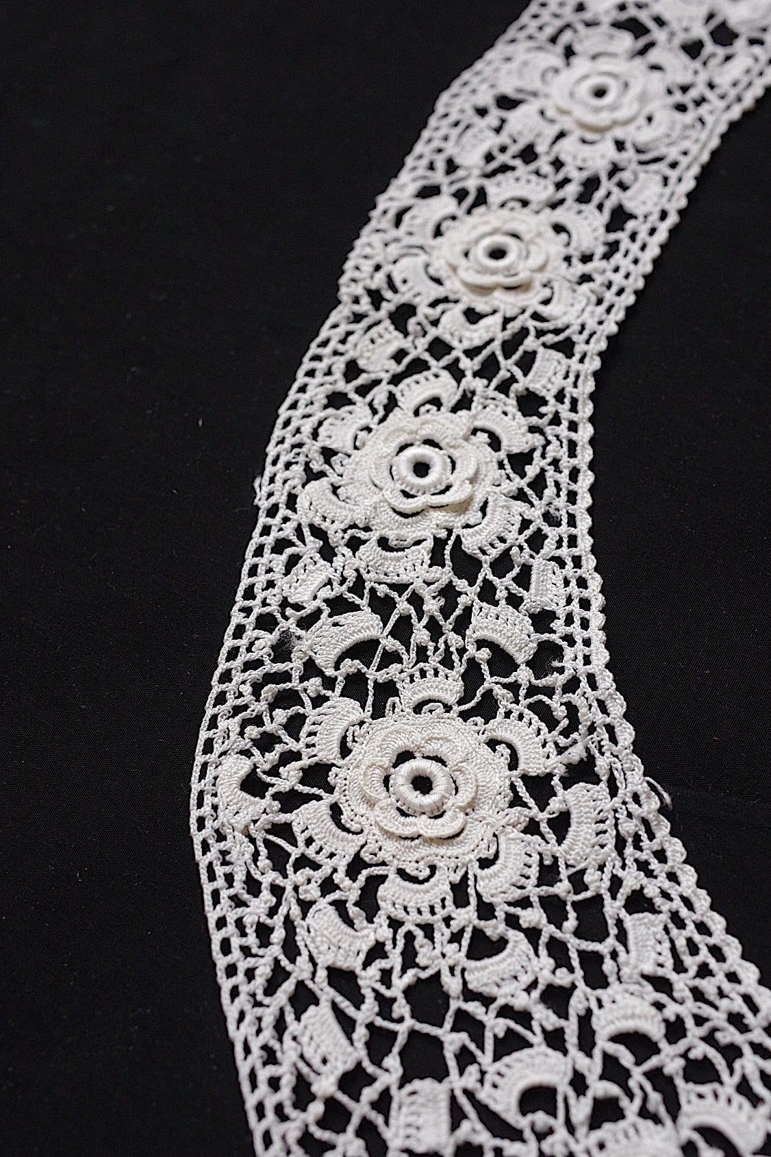 アンティークレース dentelle antique  クロシェ 首周り .FR a l'epoque