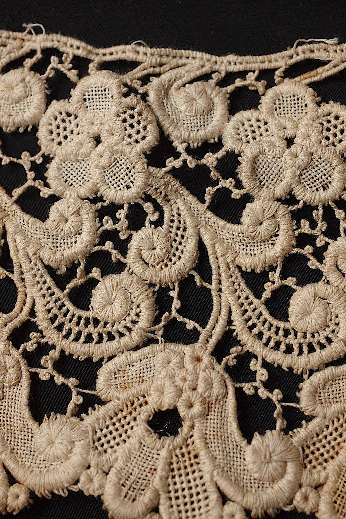 アンティークレース dentelle antique  32cm+200cm .FR a l'epoque