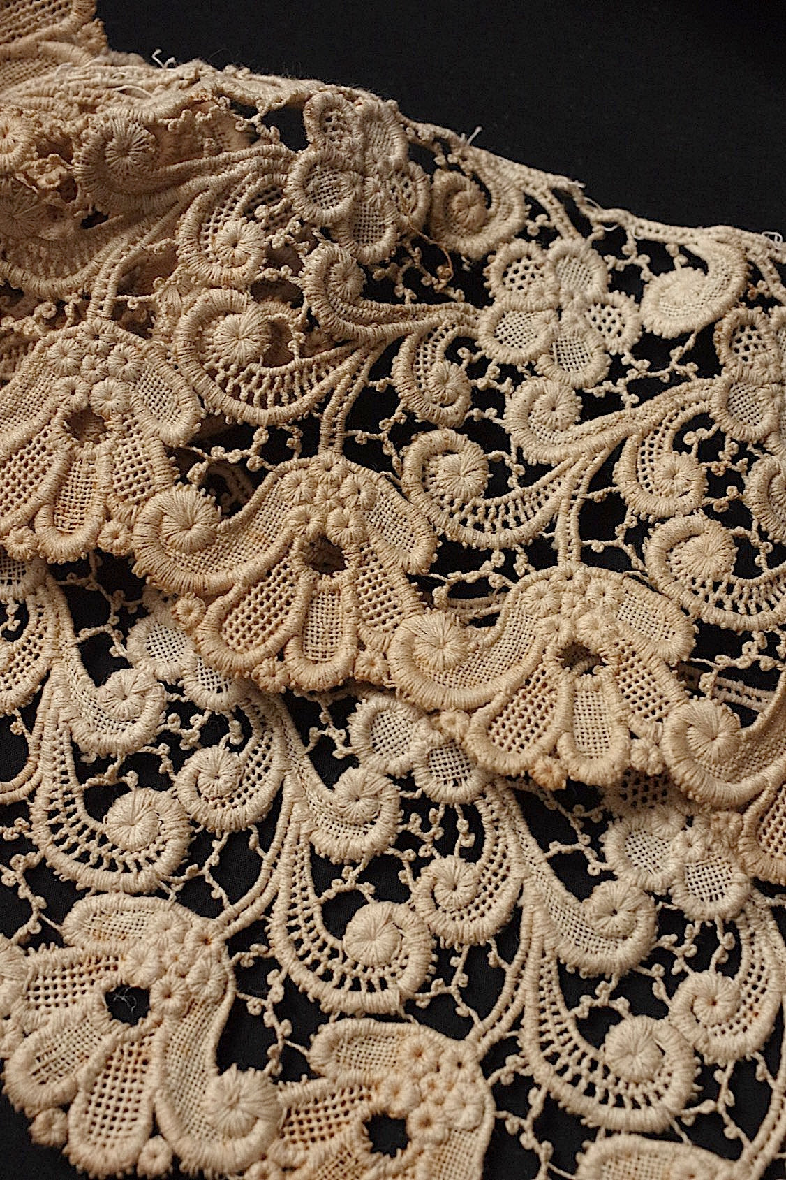 アンティークレース dentelle antique  32cm+200cm .FR a l'epoque