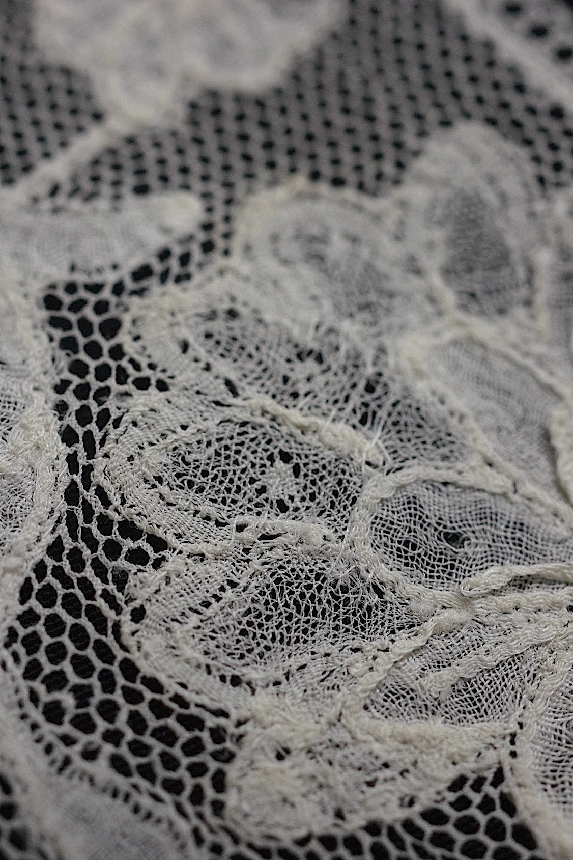 アンティークレース dentelle antique  ブリュクセルボビン .FR a l'epoque