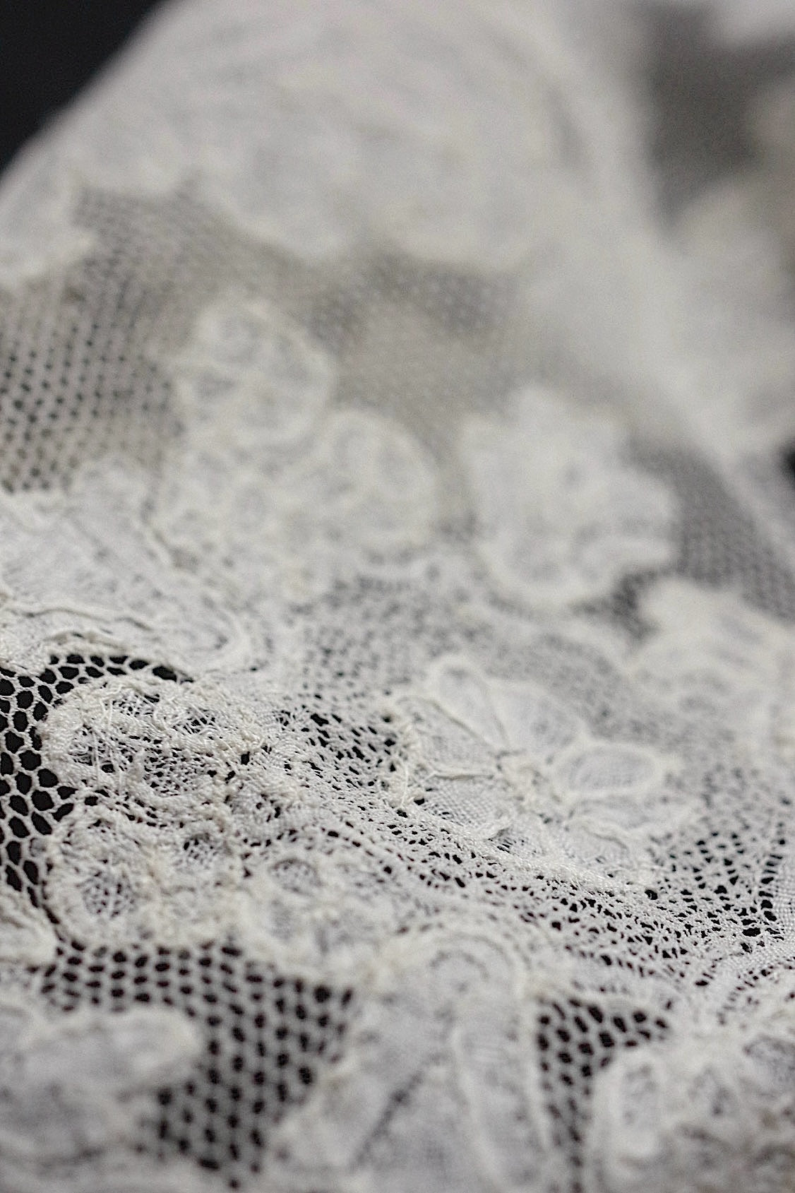 アンティークレース dentelle antique  ブリュクセルボビン .FR a l'epoque