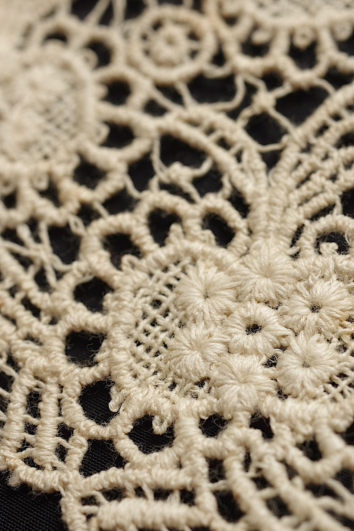 アンティークレース dentelle antique  ギピュールレース .FR a l'epoque