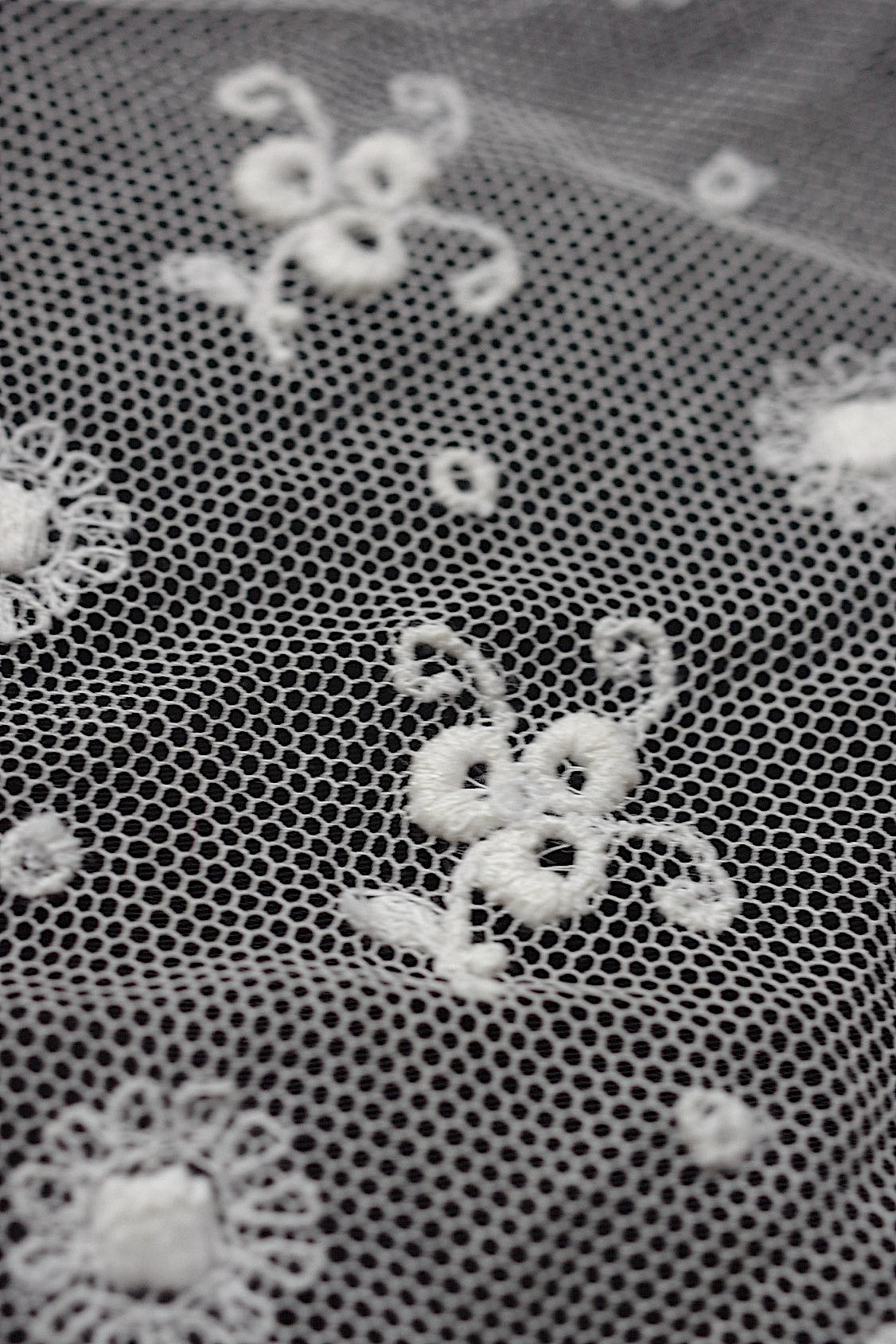 アンティークレース dentelle antique チュールハギレlot .FR a l'epoque