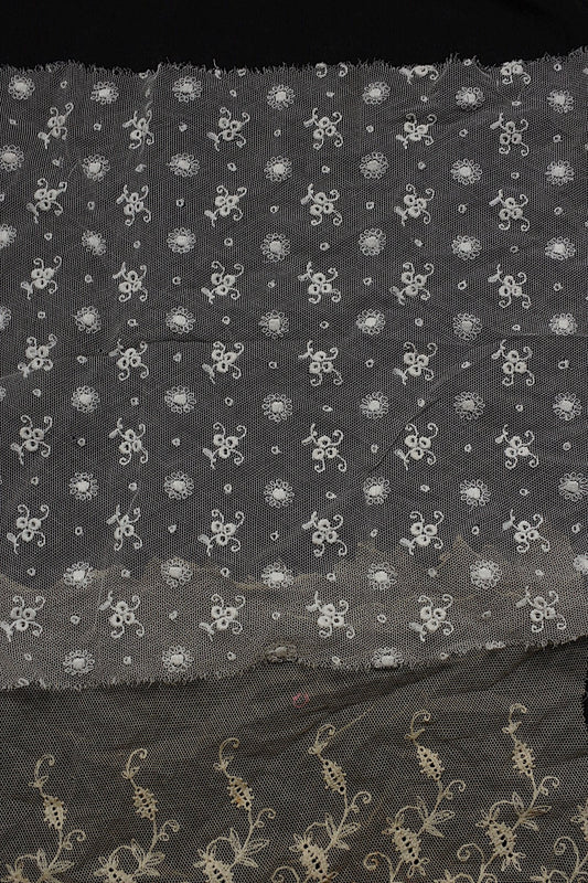 アンティークレース dentelle antique チュールハギレlot .FR a l'epoque