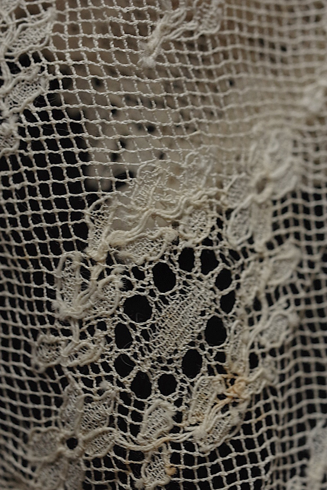アンティークレース dentelle antique 680cm .FR a l'epoque