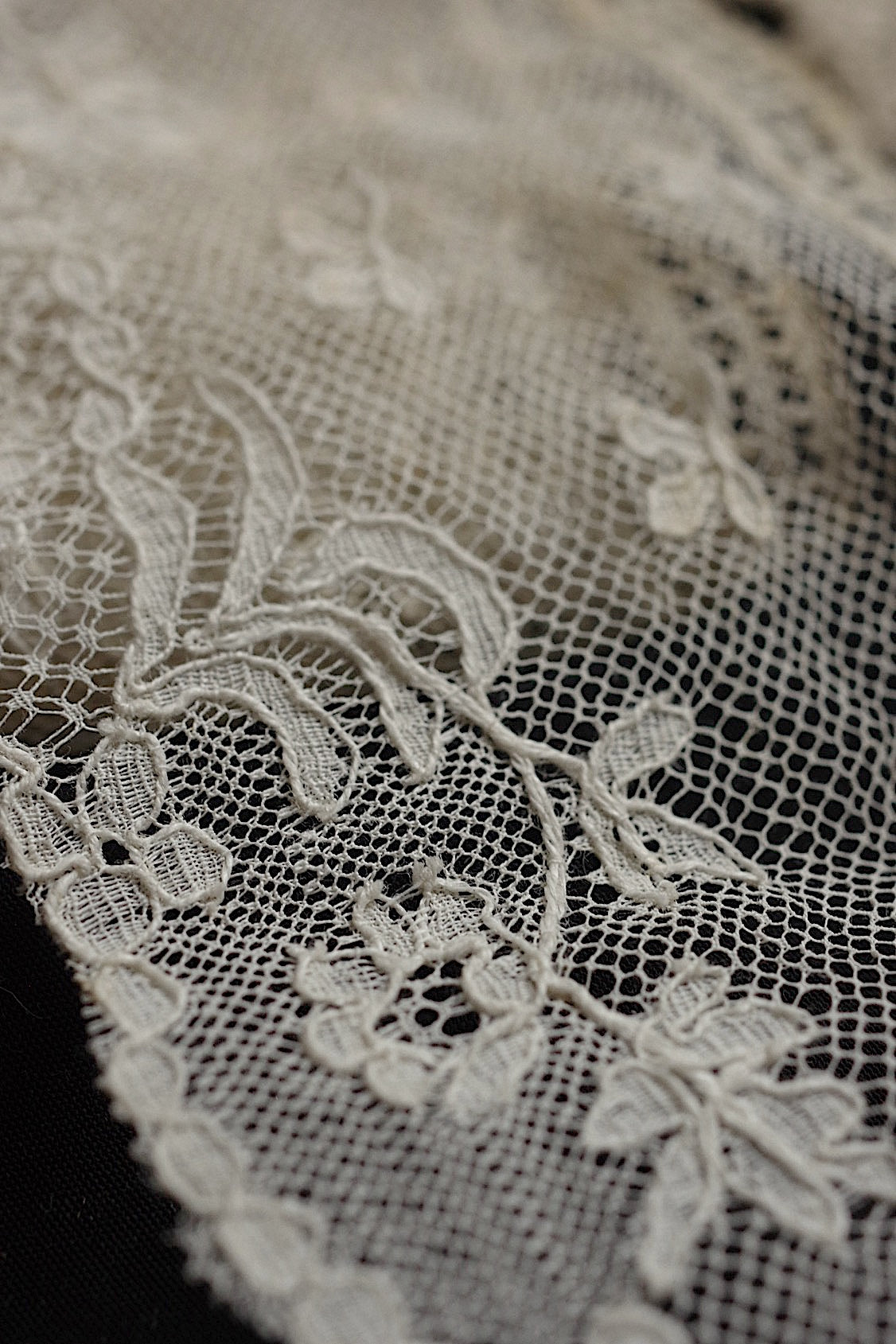 アンティークレース dentelle antique  ハギレ素材用 .FR a l'epoque