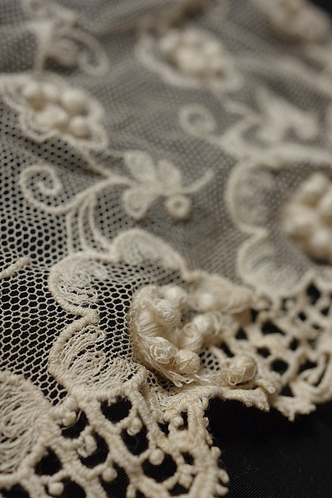 アンティークレース dentelle antique  ハギレ素材用 .FR a l'epoque