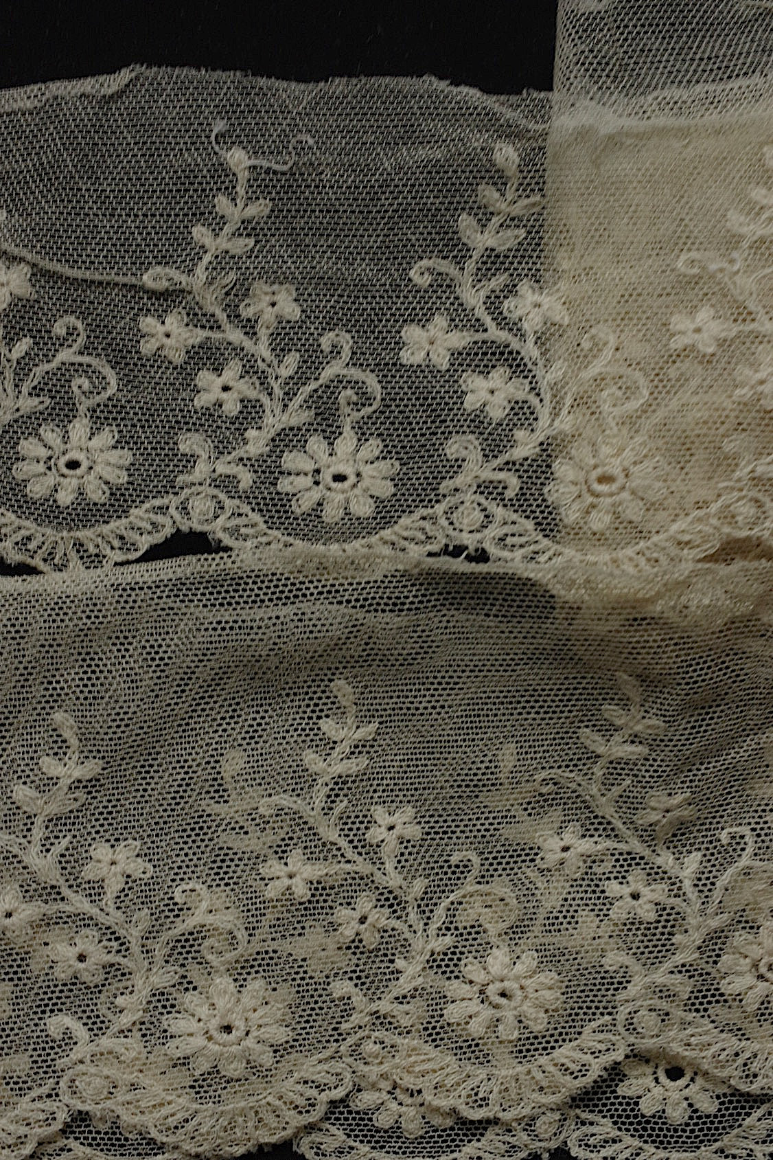 アンティークレース dentelle antique  ハギレ素材用 lots2 .FR a l'epoque