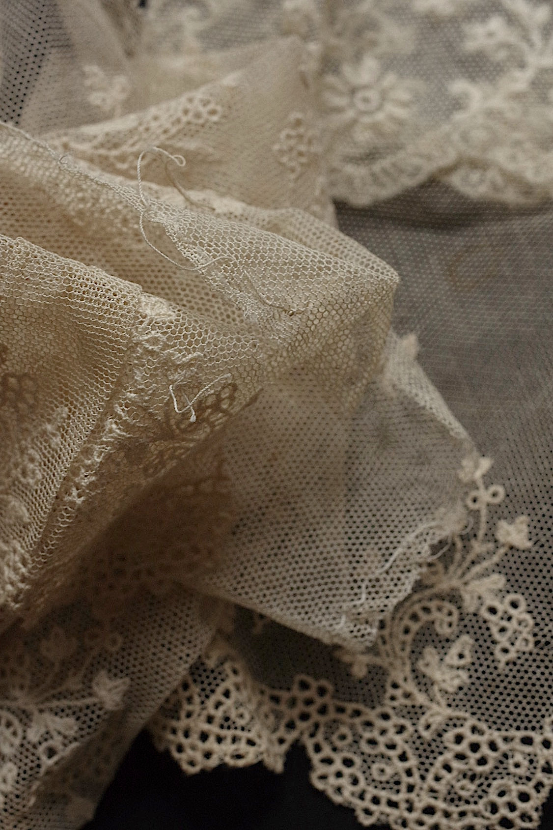 アンティークレース dentelle antique  ハギレ素材用 lots2 .FR a l'epoque