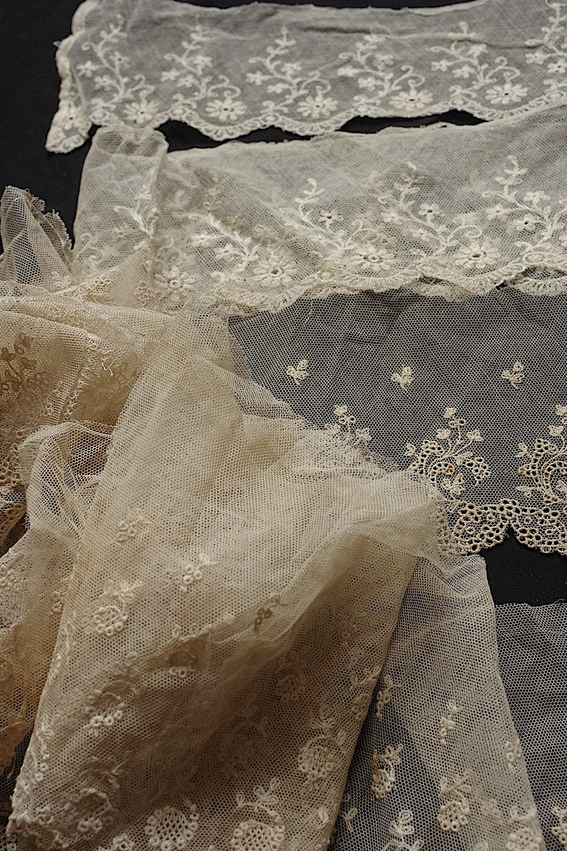 アンティークレース dentelle antique ハギレ素材用 lots2 .FR a l'epoque