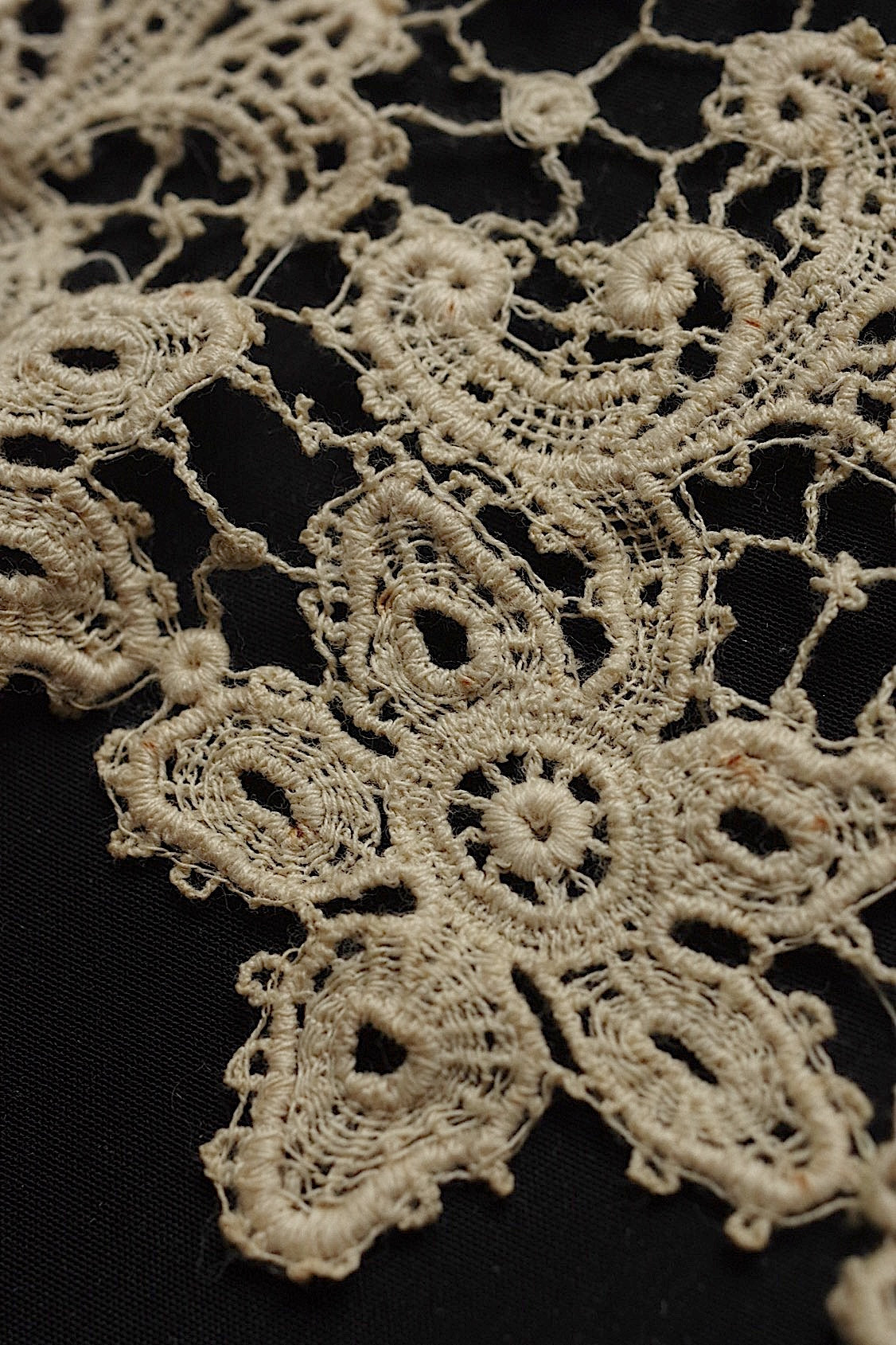 アンティークレース dentelle antique  ハギレ素材用 lots3 .FR a l'epoque