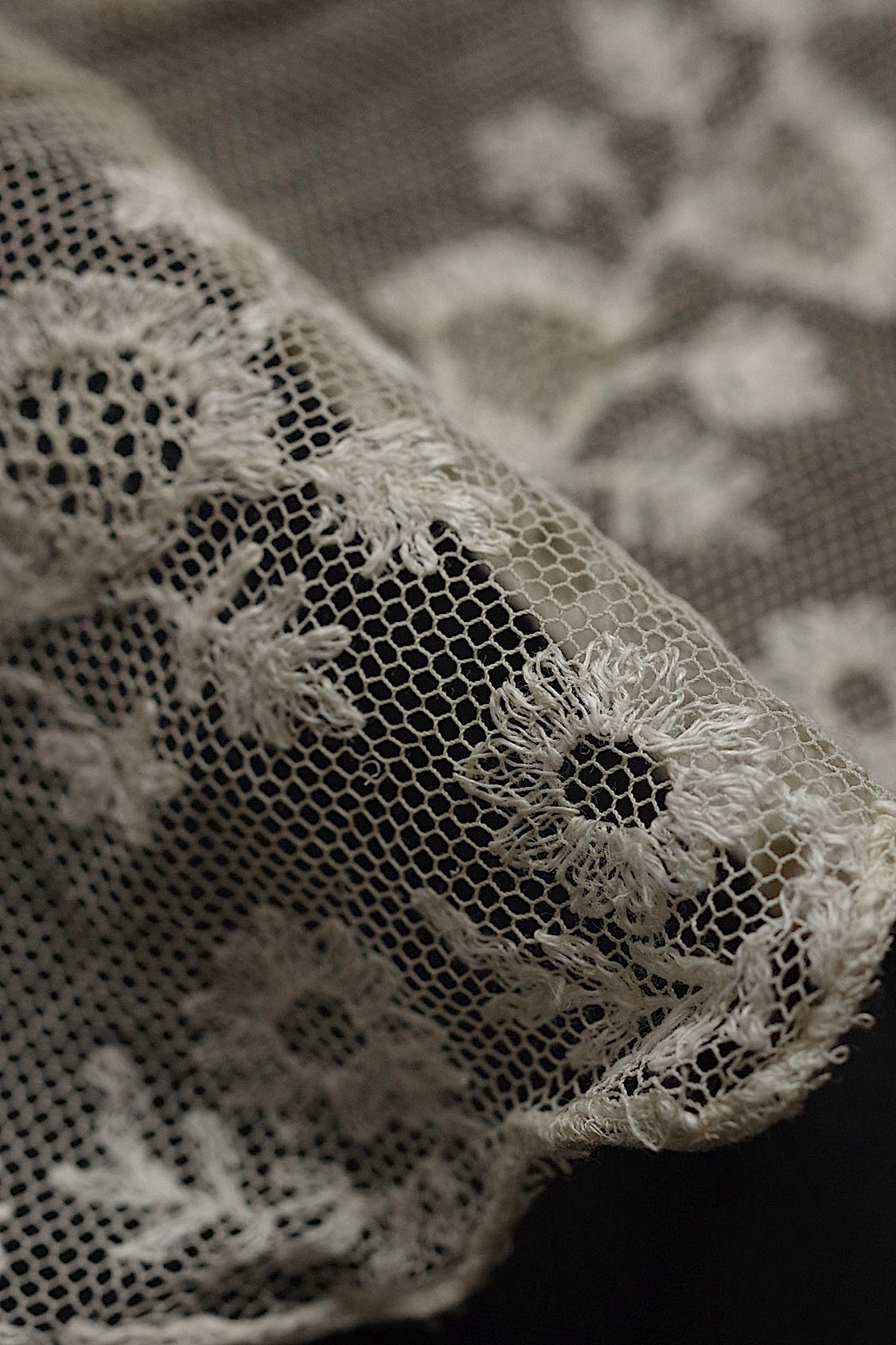 アンティークレース dentelle antique  ハギレ素材用 lots4 .FR a l'epoque