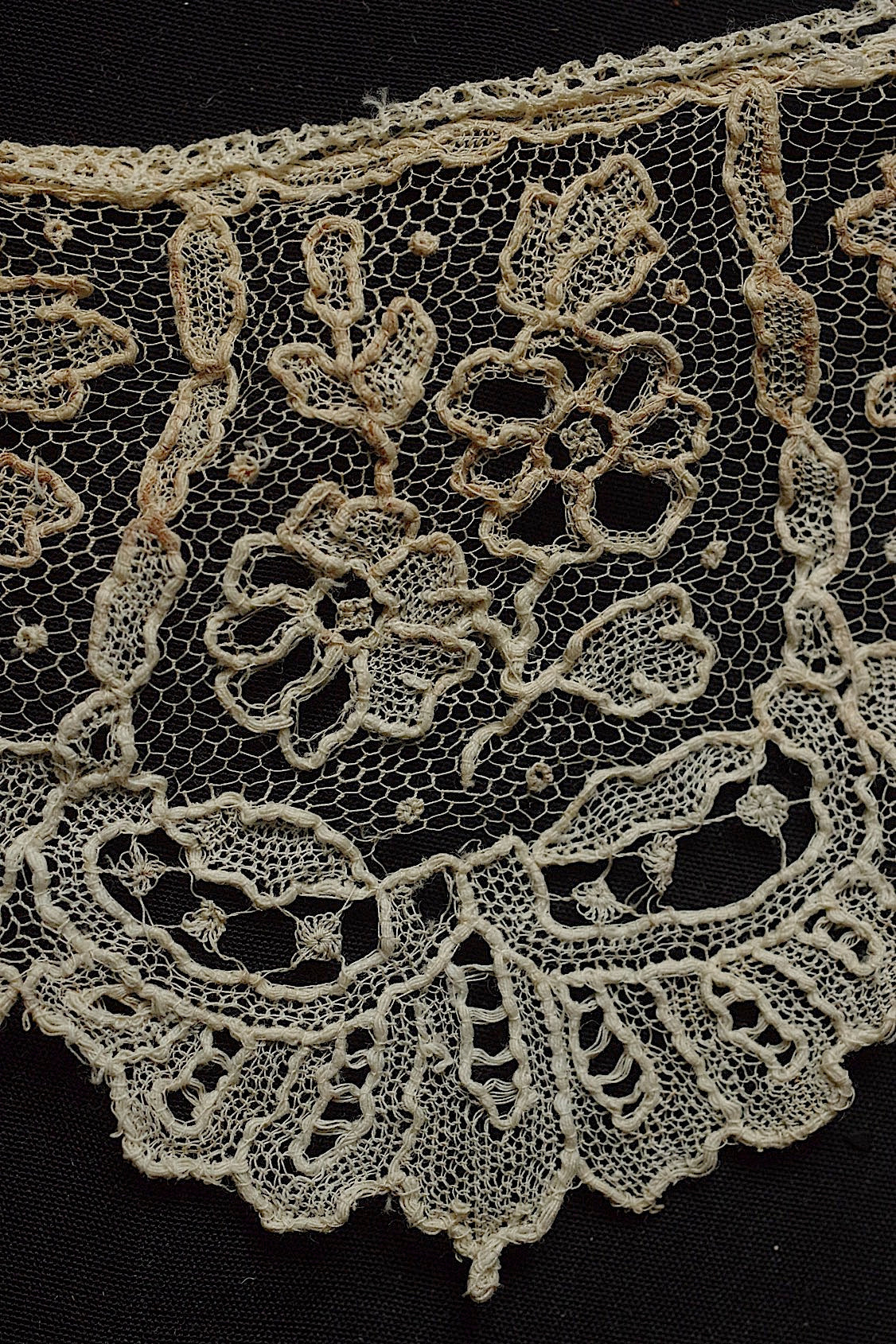 アンティークレース dentelle antique  ハギレ素材用 lots6 .FR a l'epoque