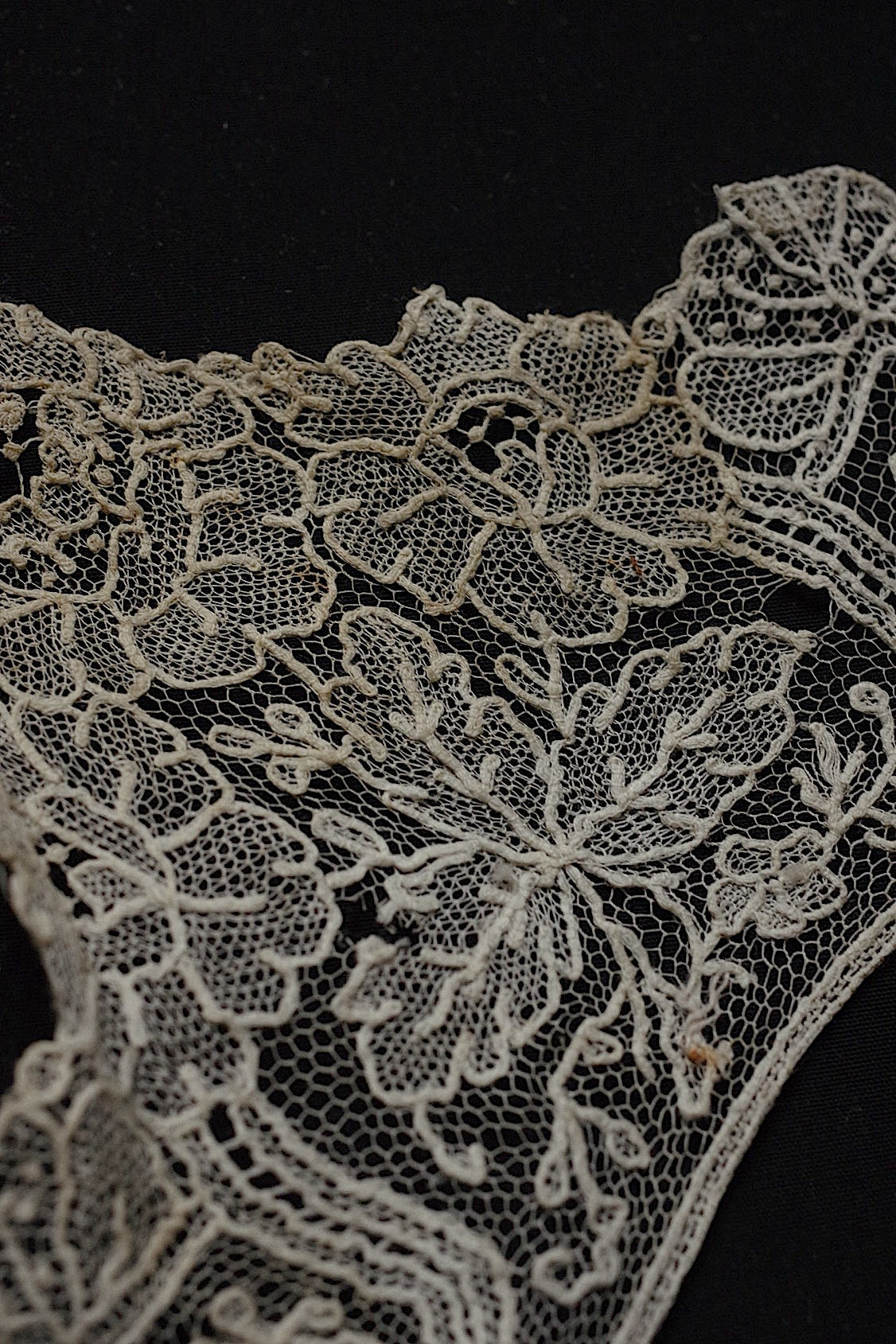 アンティークレース dentelle antique  ハギレ素材用 lots6 .FR a l'epoque