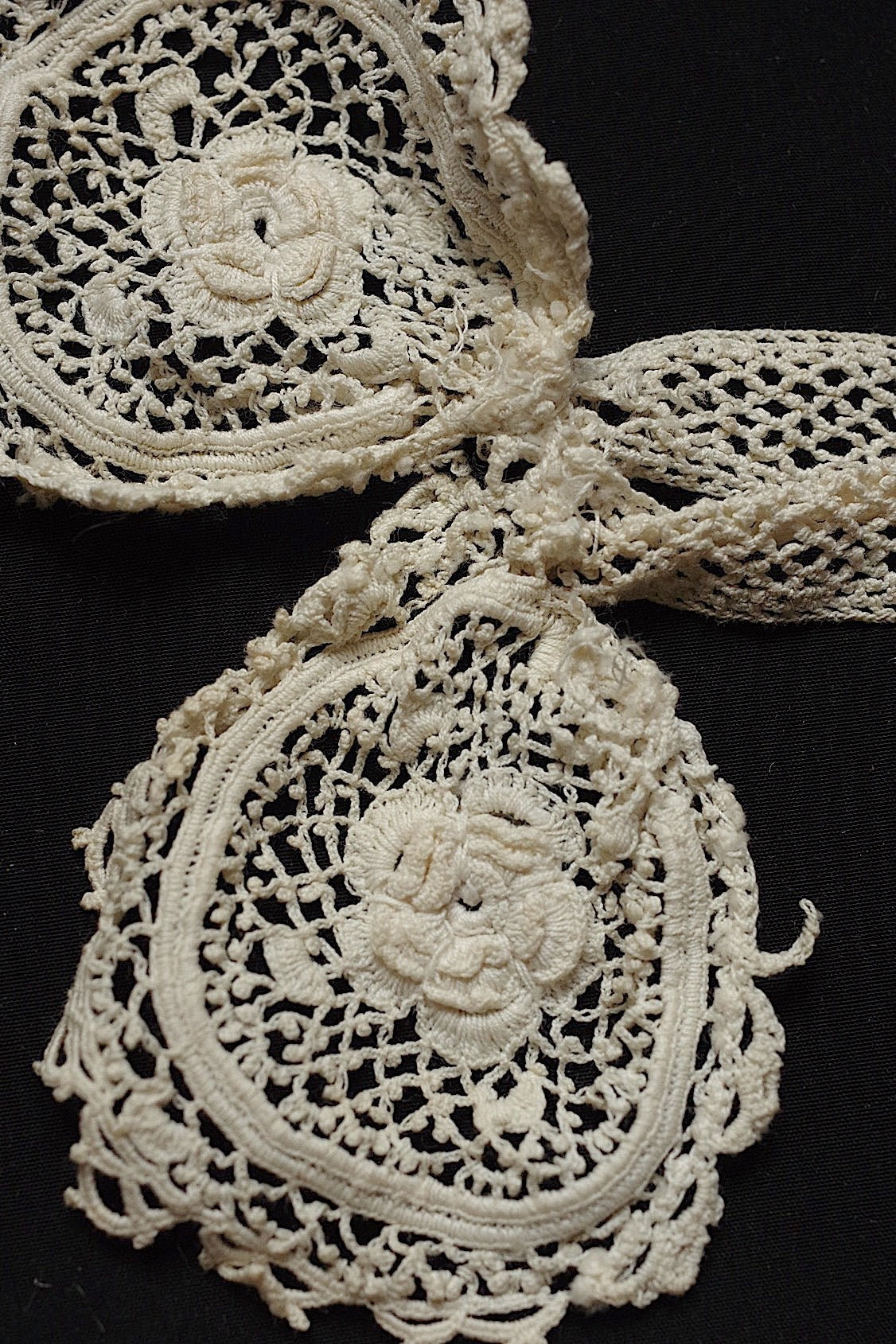 アンティークレース dentelle antique  クロシェ素材用 lots8 .FR a l'epoque