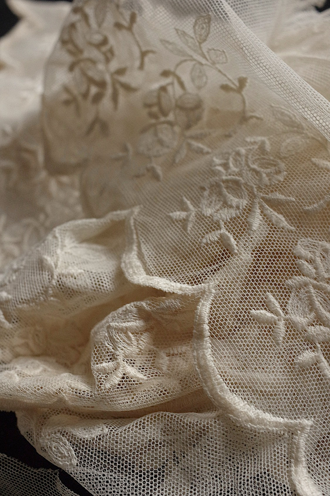 アンティークレース dentelle antique  2種 .FR a l'epoque