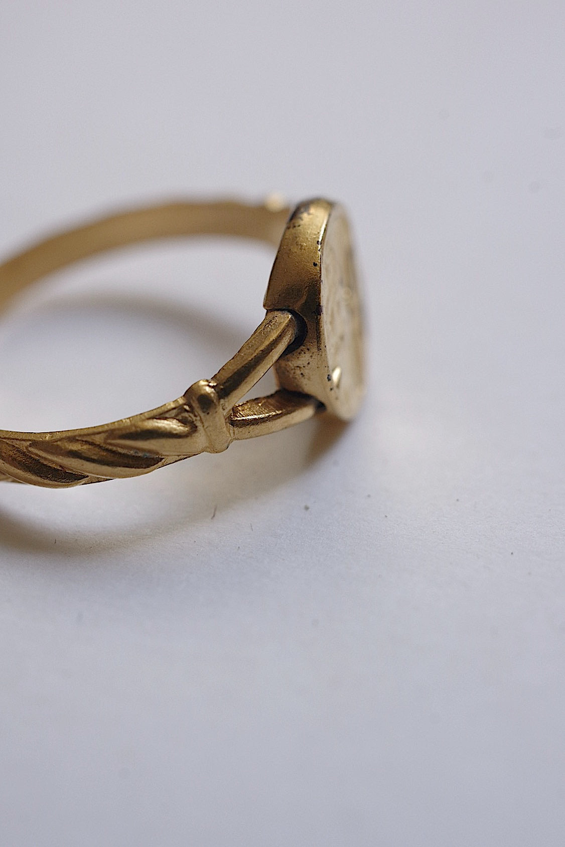 アンティークリング bague antique 2 .FR a l'epoque