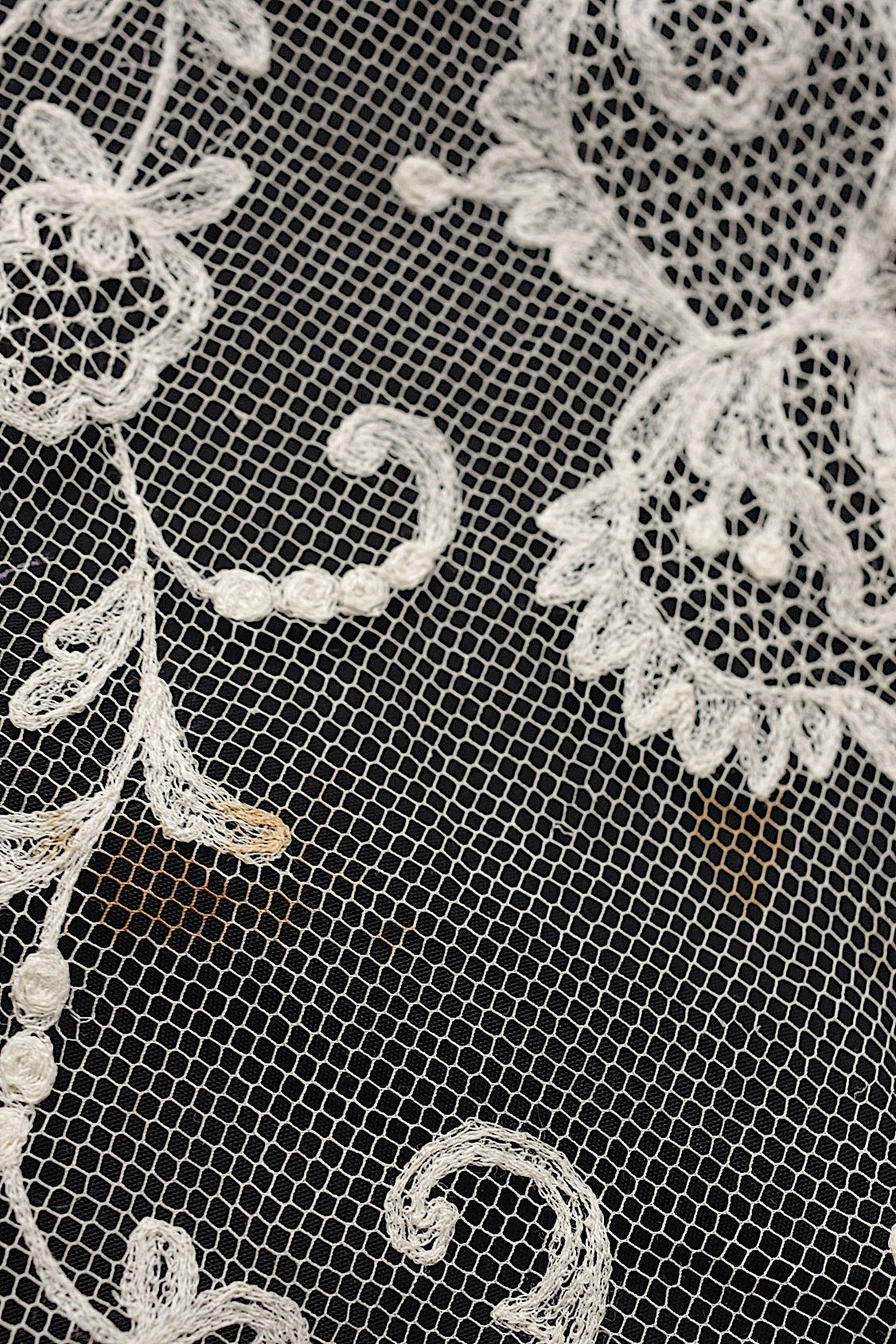 アンティークレース dentelle atntique .FR a l'epoque