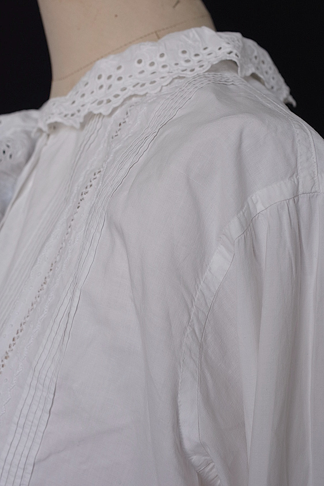 アンティークブラウス vêtement antique blouse .FR a l'epoque