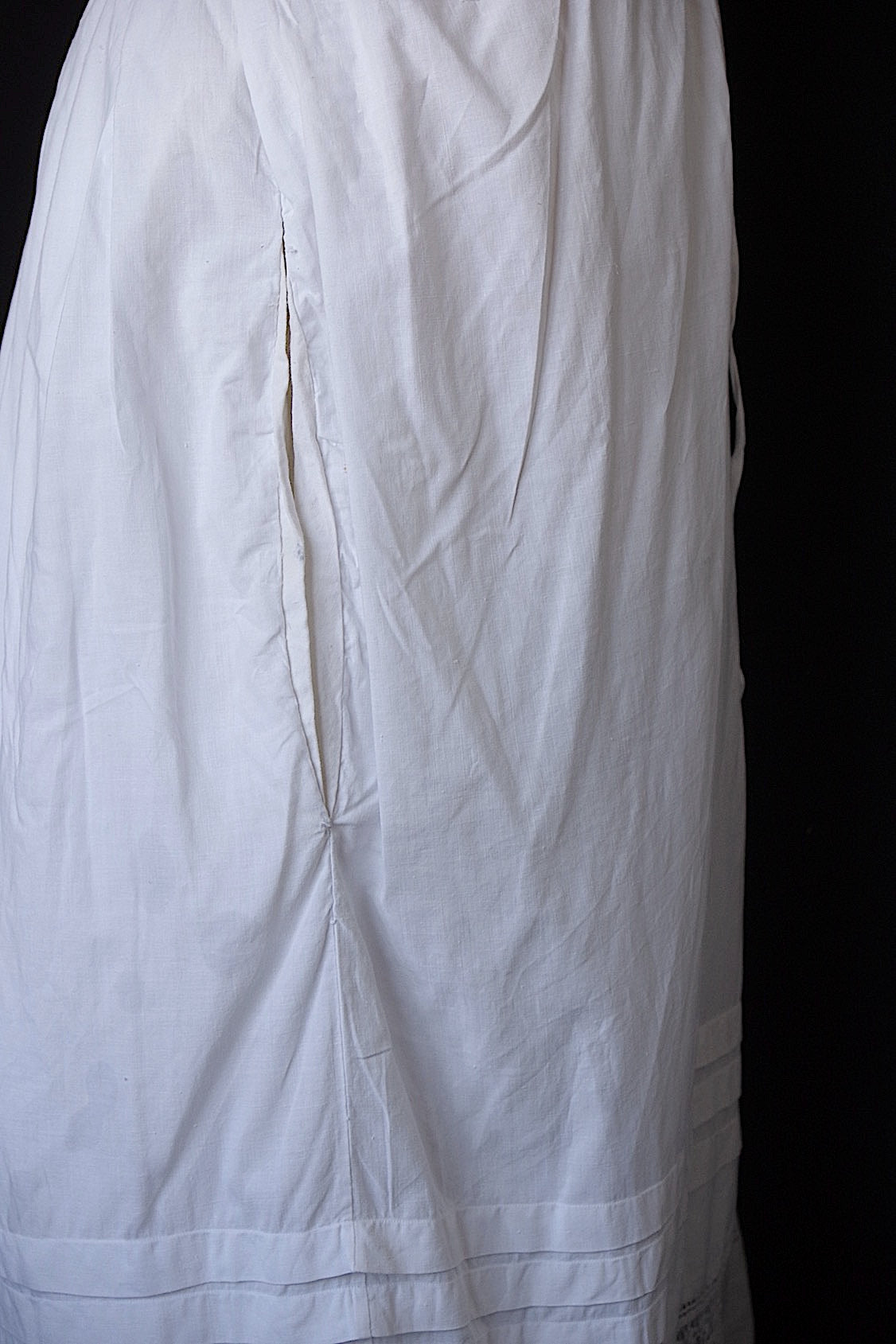 アンティークスカート vêtement antique .FR a l'epoque